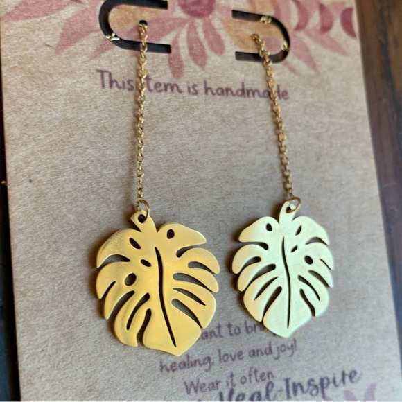 ✨NWT Monstera Leaf Gold Minimal Bohemian Thread Earrings✨Handmade - Picture 1 of 5